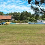 度假居 In Ho *