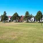 度假居 In Ho