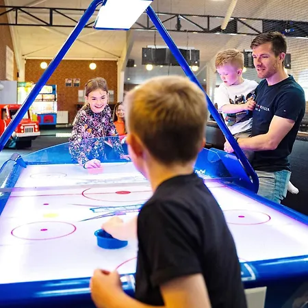 In A Centre- Type 12 * בלבאנד