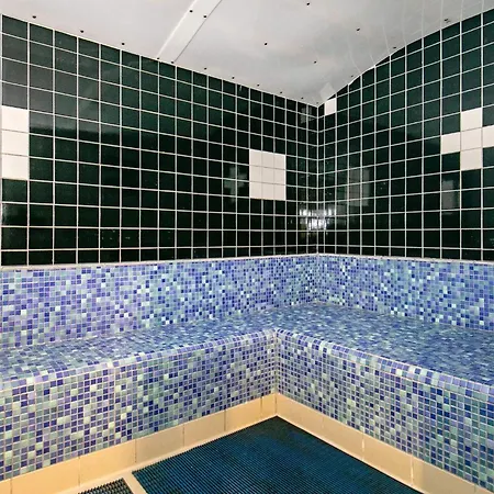 בית נופש In A Centre- Type 12 בלבאנד