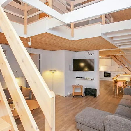 In A Centre- Type 12 בית נופש בלבאנד