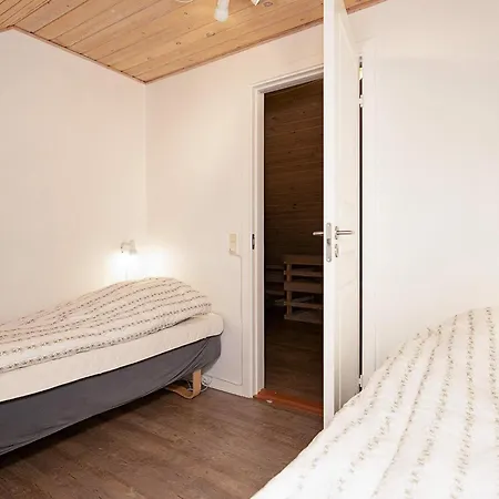 In A Centre- Type 12 בית נופש בלבאנד