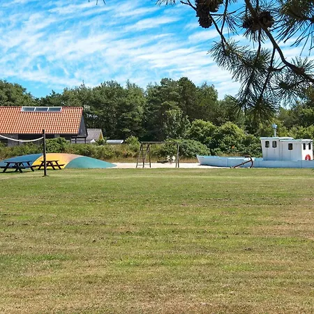 Nyaraló In Ho *